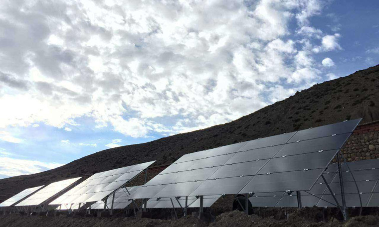 碲化鎘薄膜發(fā)電原理,薄膜發(fā)電和晶硅發(fā)電的優(yōu)缺點(diǎn)