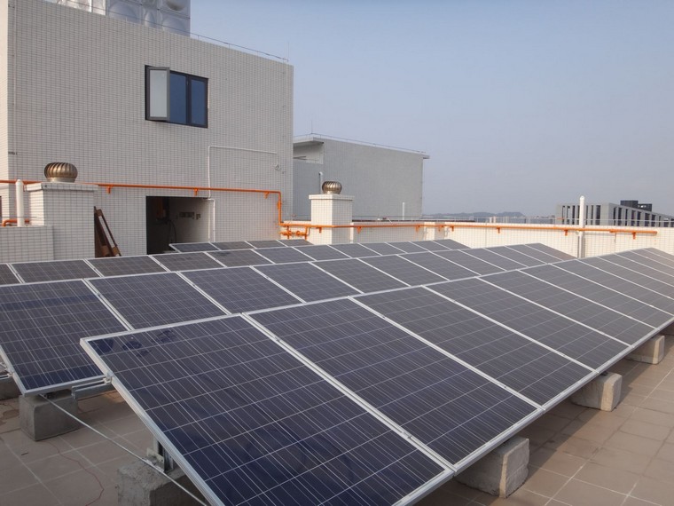 光伏發(fā)電不同的組件能否可以接入同一臺(tái)逆變器 光伏發(fā)電不同的組件能否可以接入同一臺(tái)逆變器